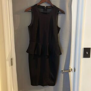The Limited black pencil dress size 6 mesh cocktail fitted